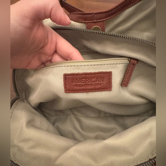 America Leather CO Cameron Triple Entry Shoulder bag in Cordovan Smooth Leather. - Picture 7 of 9